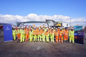 Gatwick-x-Mace-teams.jpg-300x200.jpg
