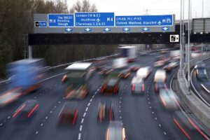 M25_motorway__transport__road_369-300x200.jpg