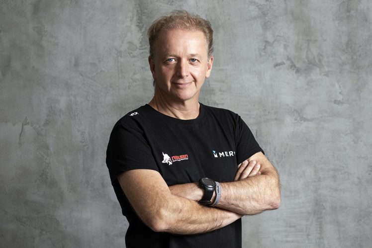 Tony-Head-Shot-748x499.jpg